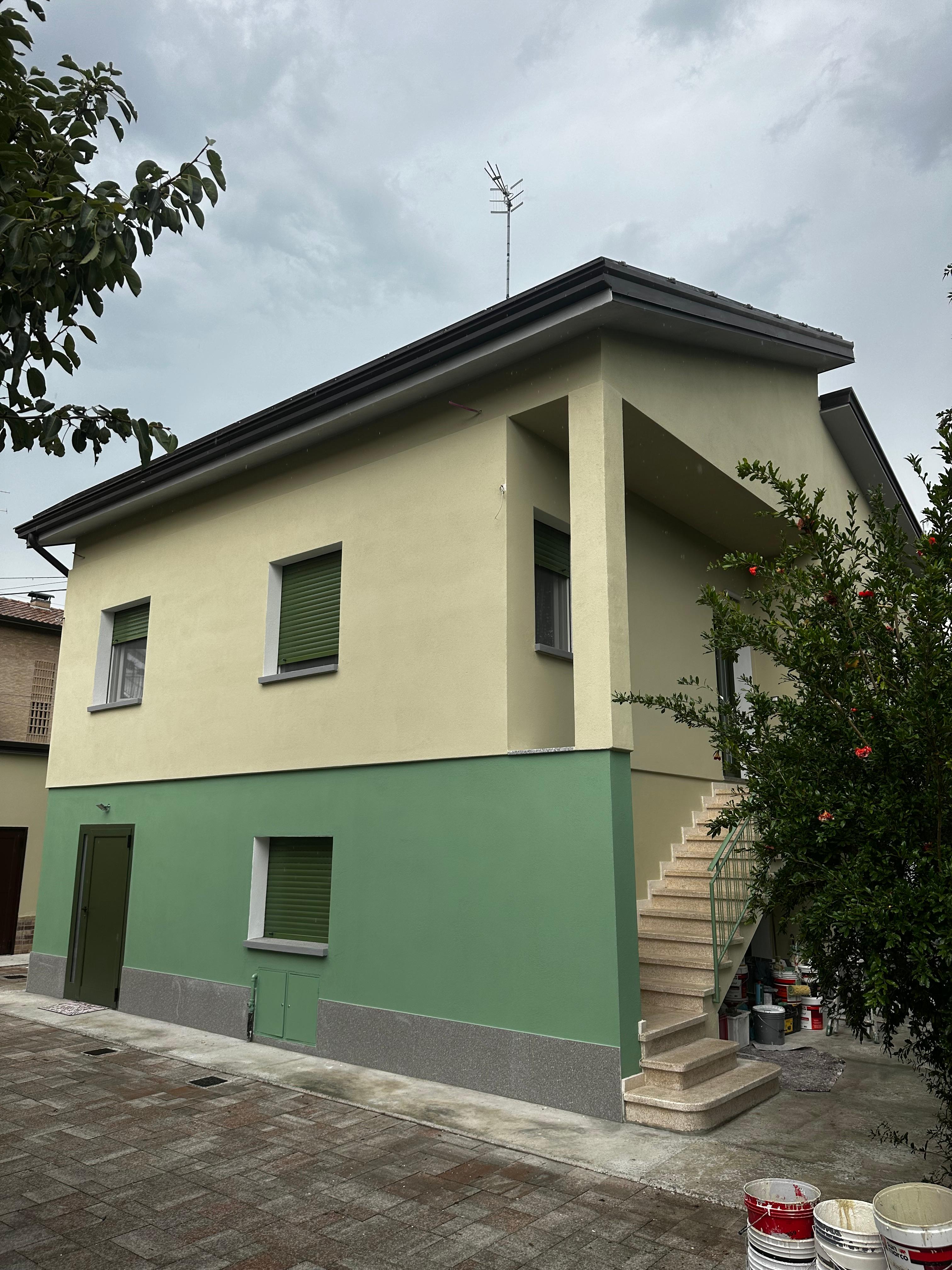 Tinteggi esterni Reggio Emilia e Nord Italia - Reggiana Tinteggi